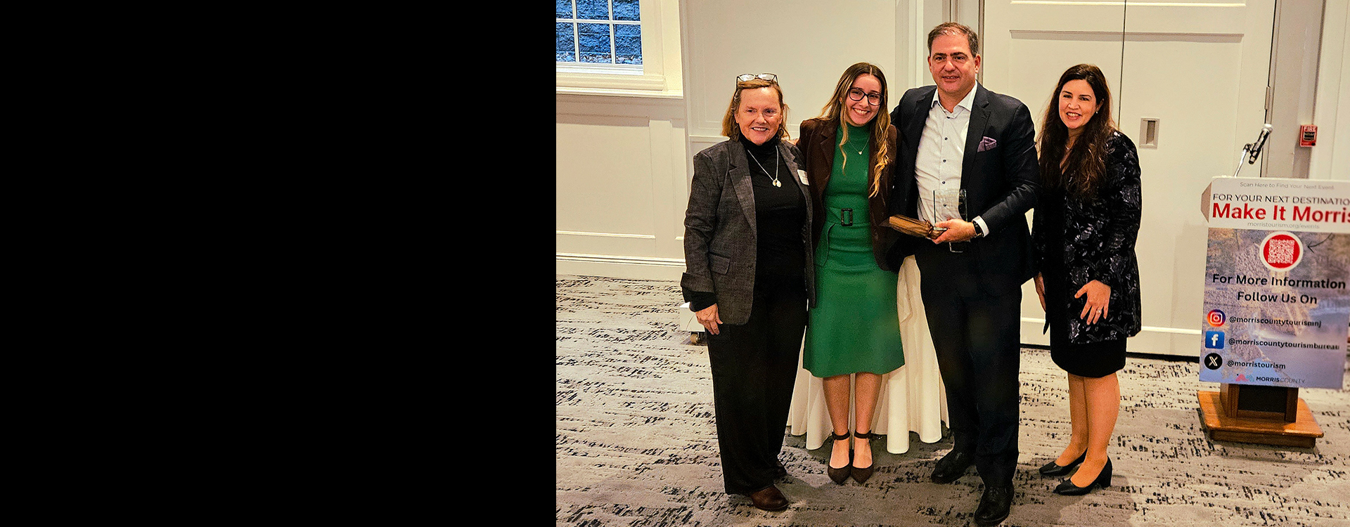 Morris Museum Receives the Innovative Arts Institution Award during the Made in Morris Breakfast